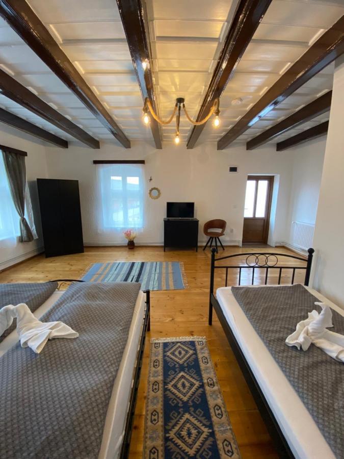 Taverna Sasului Bazna Eksteriør billede